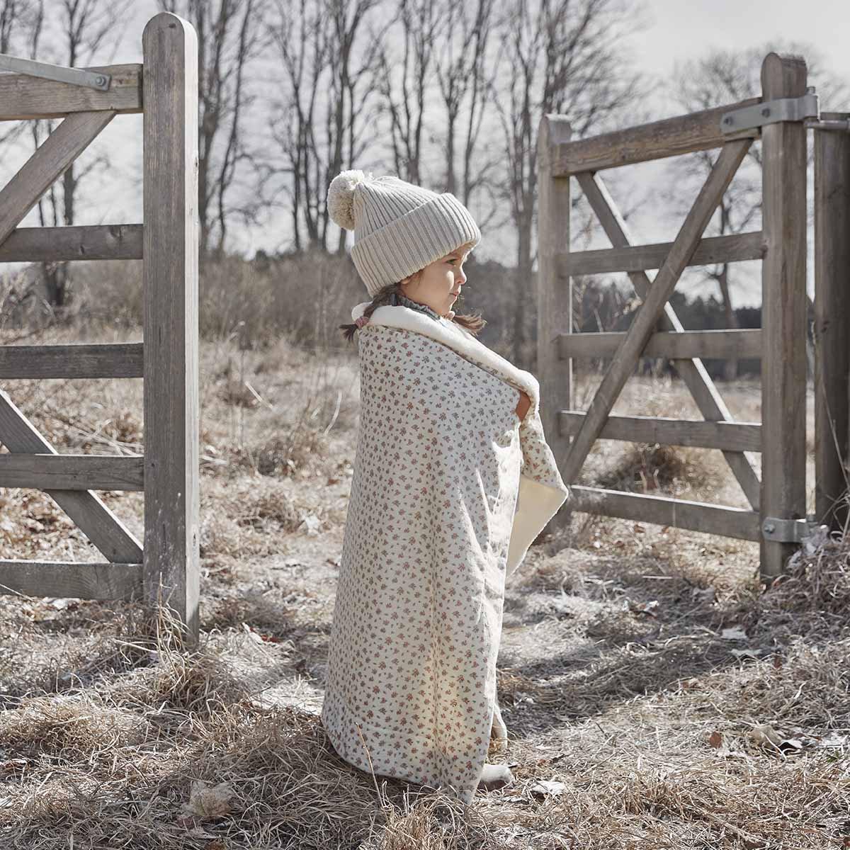 Pearl Velvet Blanket Autumn Rose Elodie