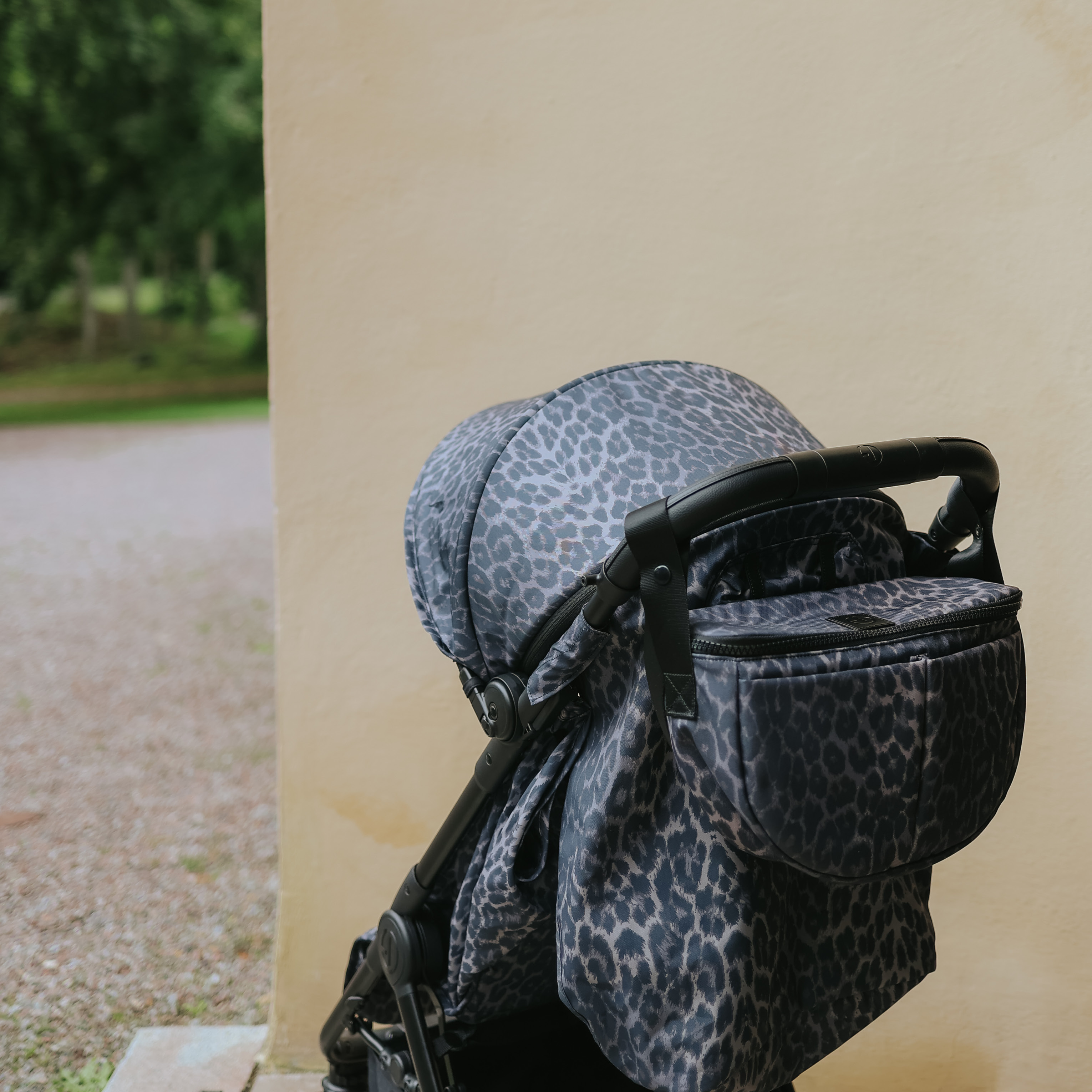 RXYY Borsa Da Viaggio Pieghevole In Pelle Leopardo – Organizer Appendibile Per Bagno E Palestra, 23x10x47 Cm, Molti Scomparti, Leggera E Resistente