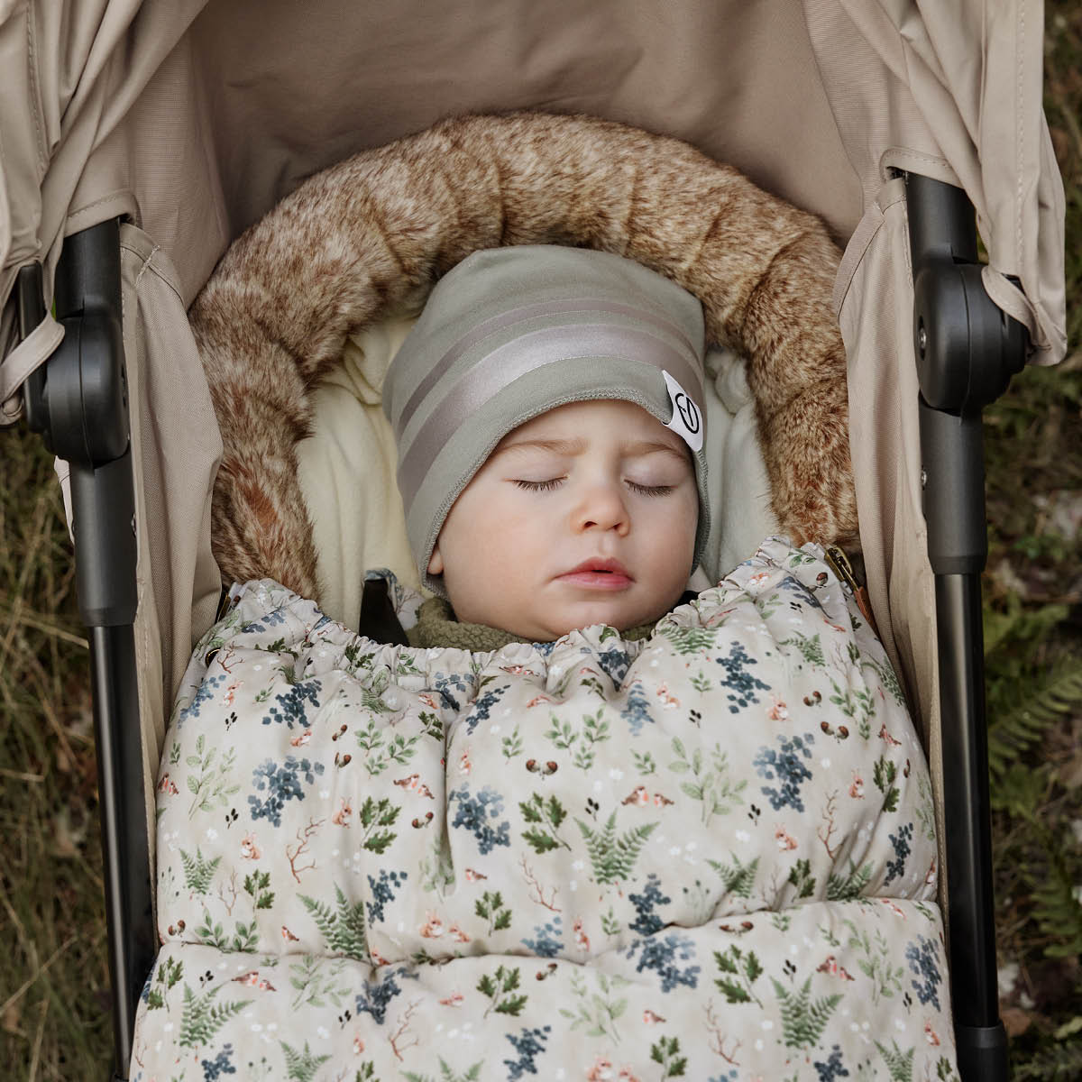 Large selection of footmuffs for all seasons and strollers Elodie